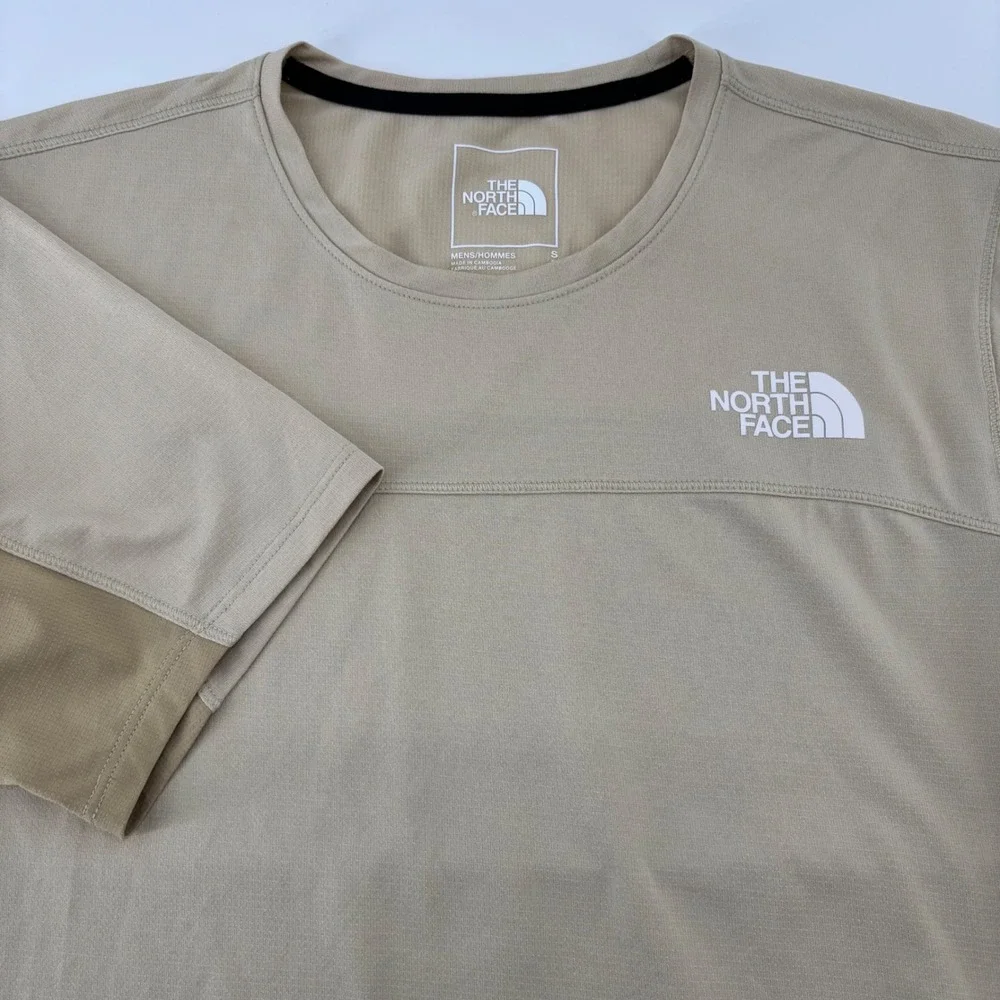 The North Face FlashDry Shirt Mens Small Tan Performance Hiking Training Tee